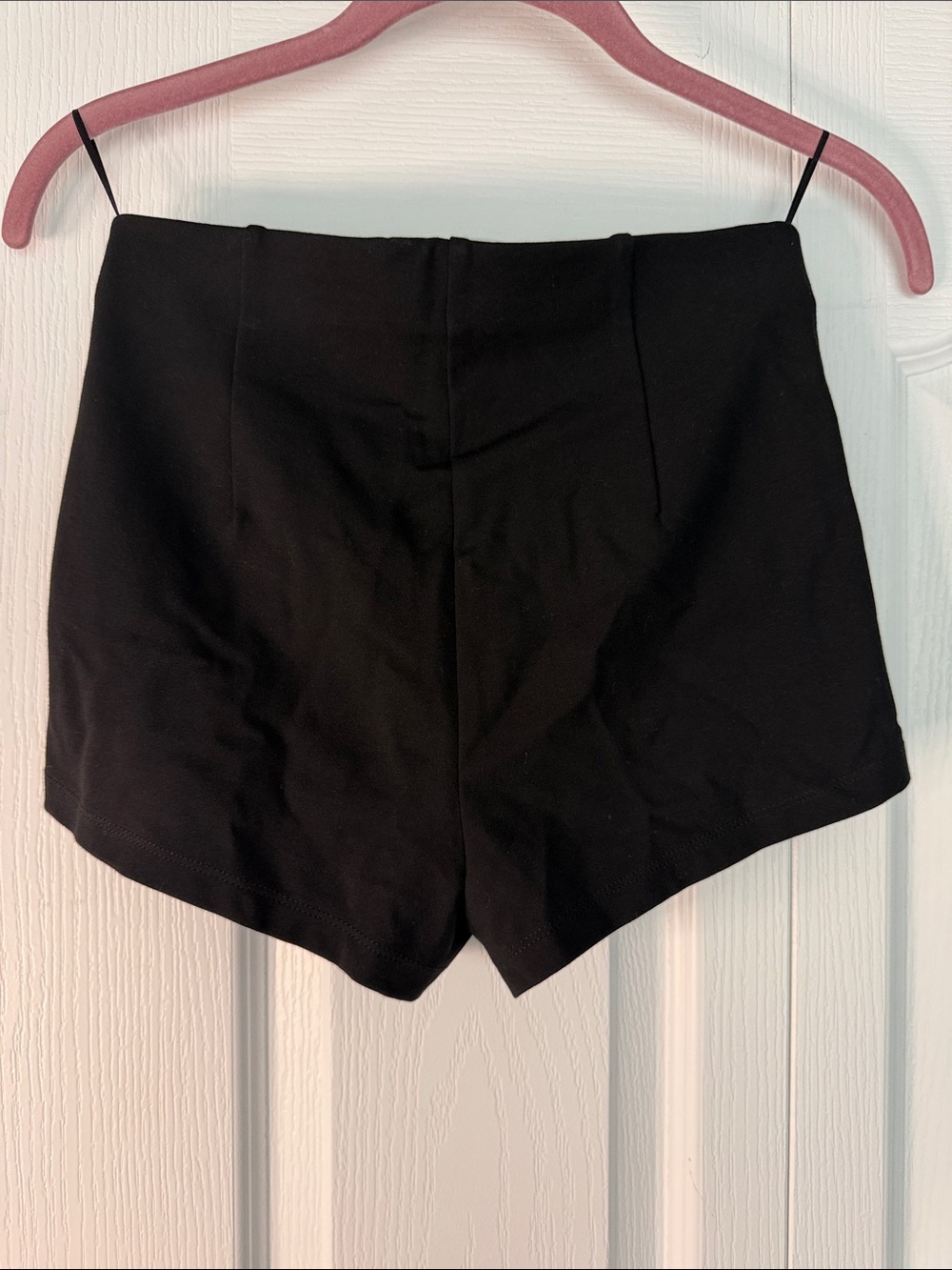 SKIMS The Essential Pants High Waist Hot Short - Obsidian Small - Picture 6 of 12